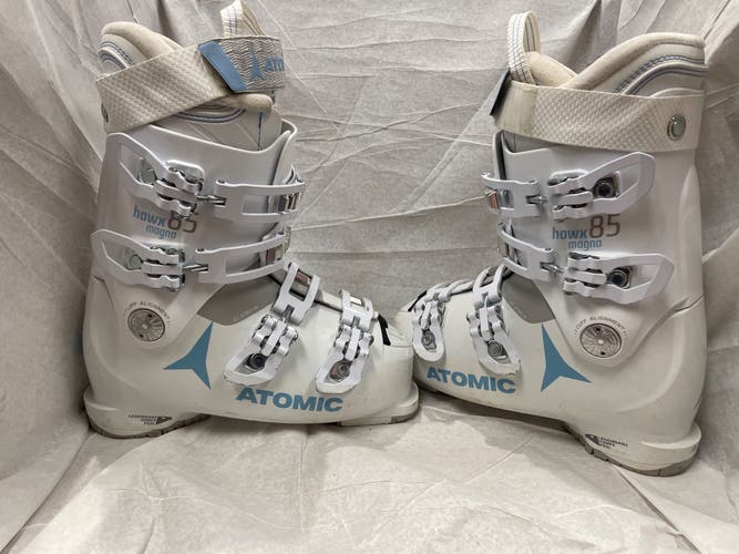 Mondo 24 & 24.5 Women's Atomic Hawx Magna All Mountain Ski Boots Soft Flex (Used)