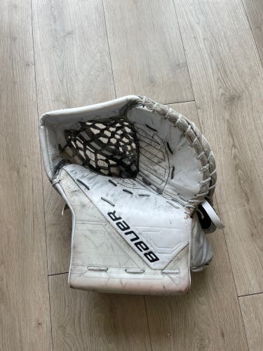 Bauer Supreme Mach Regular (Used)