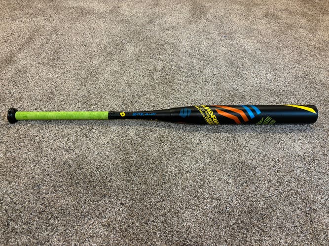 Used 2017 DeMarini Dinger Slinger USSSA 220 Slowpitch Softball Bat - 26 oz.