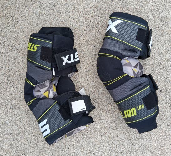 Large Adult STX Stallion 100 Arm Pads (Used)