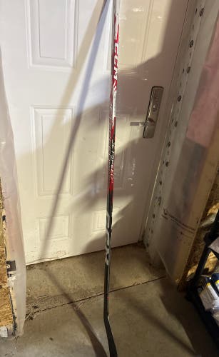 Senior CCM JetSpeed FT9 Pro left Handed Hockey Stick P28 75 Flex (New)