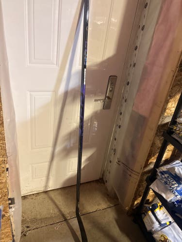 Senior CCM Ribcor Trigger 10 Pro Right Handed Hockey Stick P29 75 Flex (New)