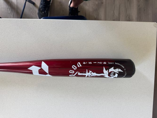 2025 DeMarini Voodoo One Alloy BBCOR Certified Bat (-3) 29 oz 32" (Used)