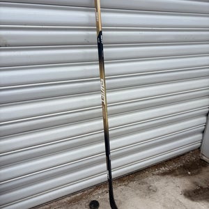 Senior Zt Pro 
left Handed Hockey Stick P28 95 Flex (New)