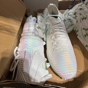 White Men's Size M 8.5 (W 9.5), Brand New UA Blur Pro Lax