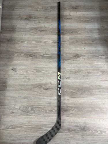 Senior CCM JetSpeed FT7 Pro Right Handed