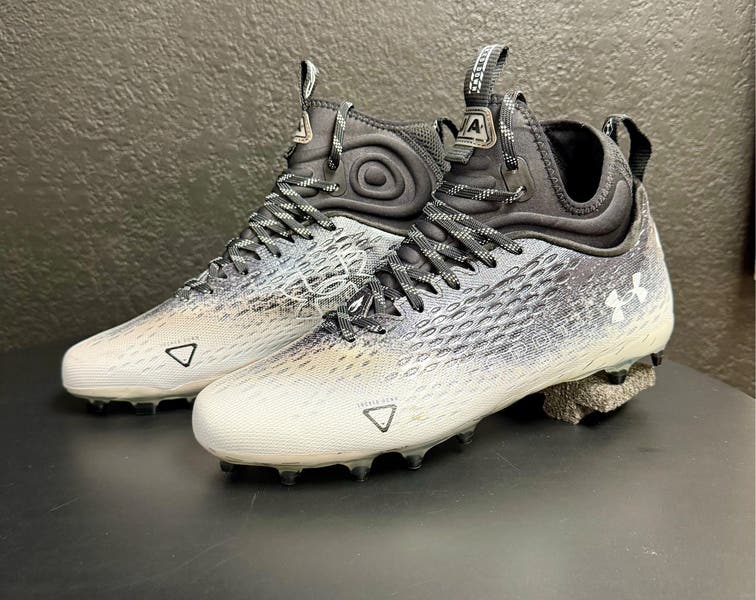 Under Armour Spotlight Lux MC Football Cleats Black/White 