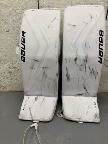 Large Bauer FlyLite Goalie Leg Pads (Used)