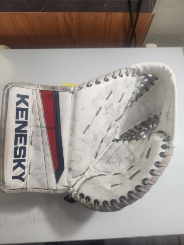 Kenesky Goalie Glove Custom Retro (Used)