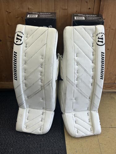 Warrior 31" Ritual G4 Goalie Leg Pads (Used)
