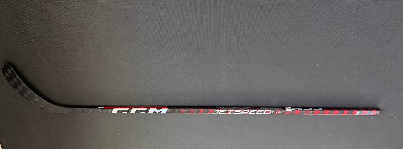 Senior CCM JetSpeed FT5 Pro Left Hand Hockey Stick P29 70 Flex (New)