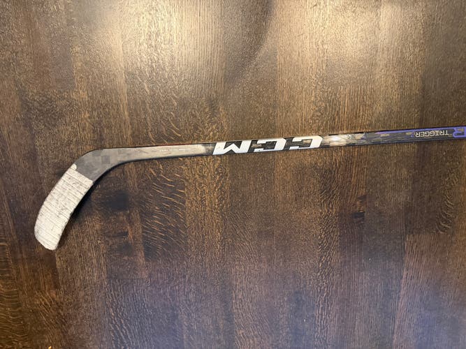 Junior CCM Ribcor Trigger 7 Pro Right Handed Hockey Stick P90TM 40 Flex (Used)
