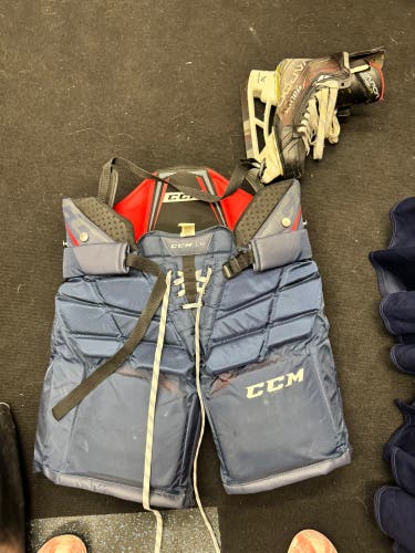 Intermediate Medium CCM E1.9 Hockey Goalie Pants (Used)