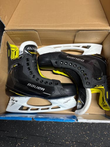 2022 Bauer Supreme M4 Hockey Skates 9.5 (New) no laces no steel