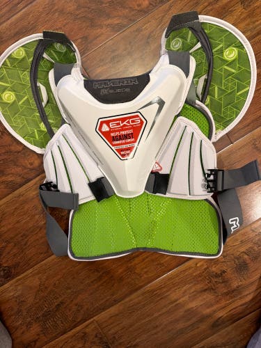 Large Adult Maverik MAX EKG Shoulder Pads (New)