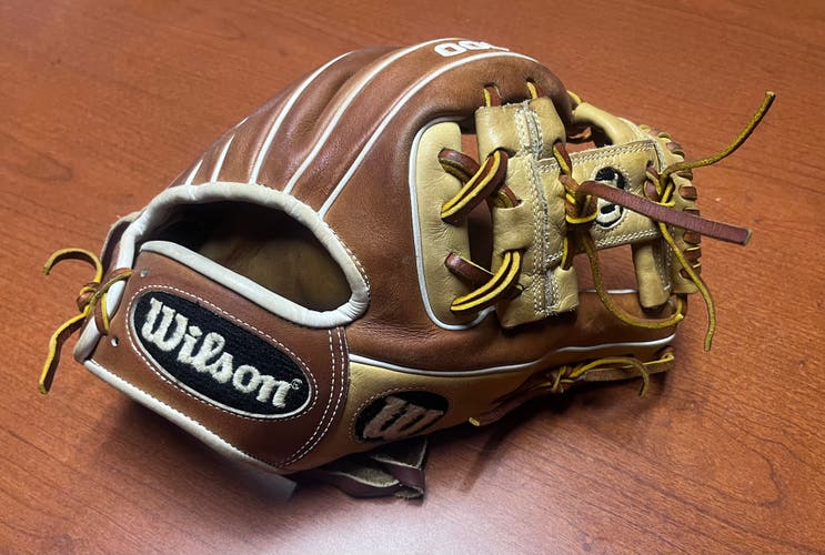 Infield RH Wilson A2000 1786 Baseball Glove 11.5" (Used)