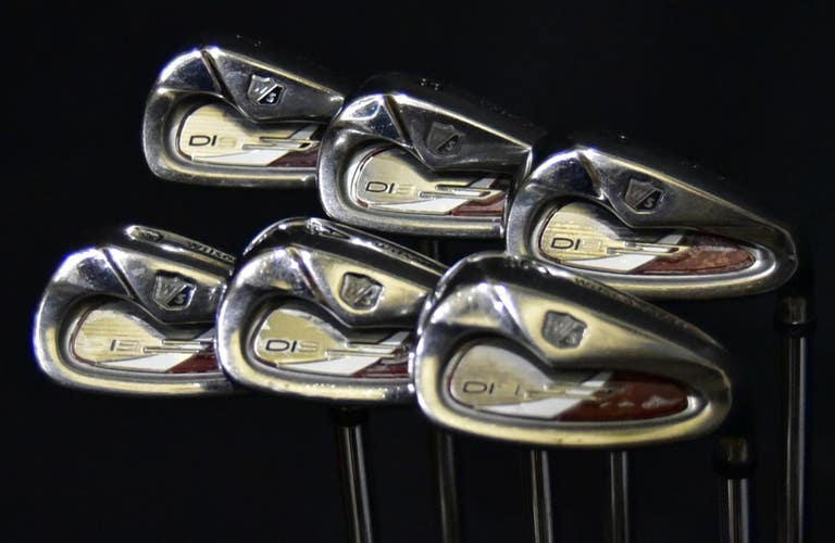WILSON STAFF DI9 IRON SET 7-9 PW GW SW SHAFT: REGULAR LENGT:(7) 37.5 IN RH