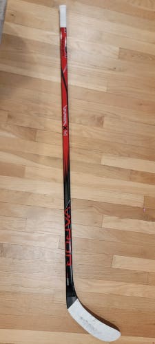 Intermediate Bauer Vapor X4 Right Handed Hockey Stick P28 65 Flex (Used)