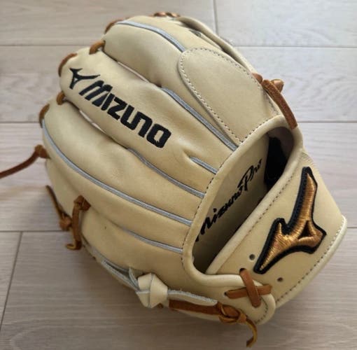 GMP-5000D Mizuno Pro Baseball Glove 11.75 Inch Tan Right Hand Throw -Retail $419
