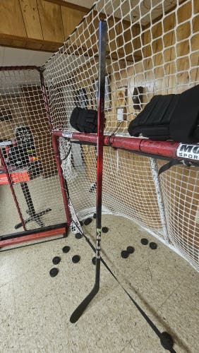 Senior CCM JetSpeed FT8 Pro Right Handed Hockey Stick P29 95 Flex (Used)