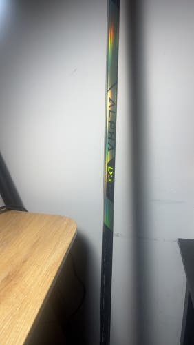 Senior Warrior Alpha LX3 Pro Left Hand Hockey Stick W28 75 Flex (New)