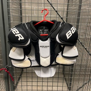Small Senior Bauer Pro Series Shoulder Pads (Used)