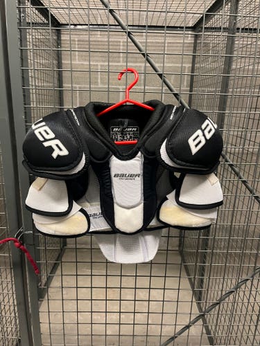 Small Senior Bauer Pro Series Shoulder Pads (Used)