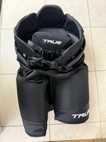 Senior XL True Catalyst 9x4 Hockey Pants (Used)