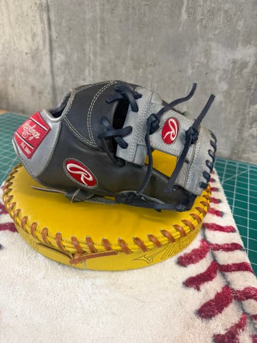 Rawlings Heart of the Hide PRONP2-2DSGN 11.25 Inch Baseball Glove