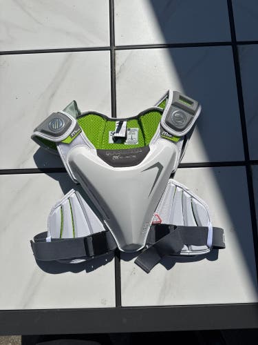 Large Adult Maverik M5 Shoulder Pads (New)