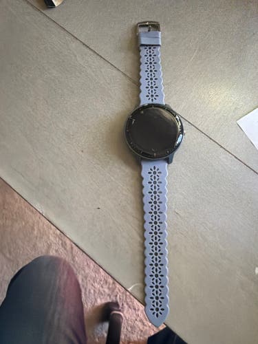 Garmin (Used) vivoactive fitness watch