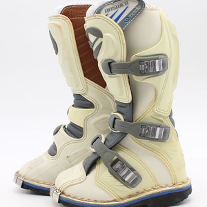 Answer Racing Mode Boots White Youth Size 11 Part Number - 451667 Used