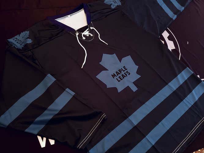 Team set of Adult sublimated hockey Jersys Leafs