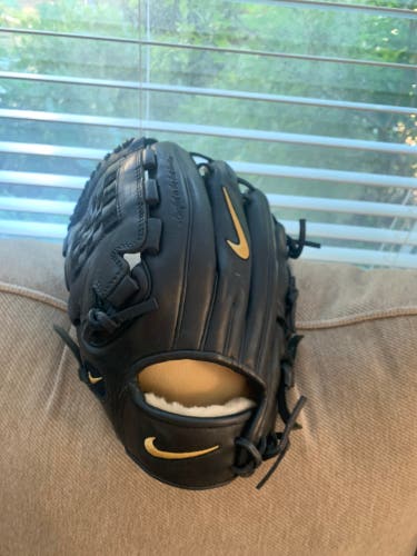 Nike Pro Gold Tradition Left handed Pitcher's Baseball Glove 12" Perfect condition lht