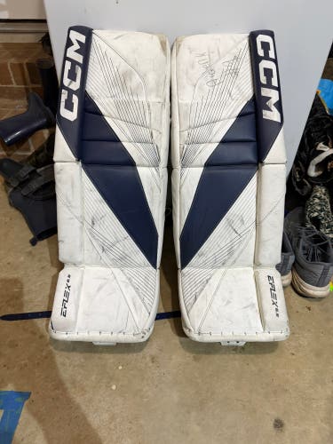 28" CCM EFlex 6.5 Goalie Leg Pads (Used)