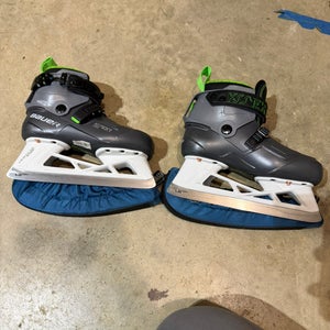 Bauer Konekt Hockey Goalie Skates Size 2 (Used)