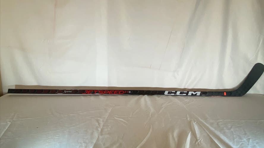 Senior CCM JetSpeed FT5 Left Hand Hockey Stick P29 95 Flex (New)