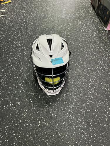 Used Cascade R Lacrosse Helmet White One Size 10743-S000475999
