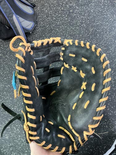 Used Miken MSBFT SUPERSOFT BB/SB First Base RH Throw Black 14" 10743-C000479144