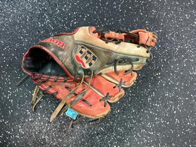 Used Wilson 1786 A2000 PRO STOCK BB/SB Glove RH Throw None 11 1/2" 10743-S000479306