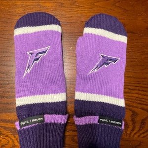 MINNESOTA FROST mittens Bauer PWHL adult NWOT