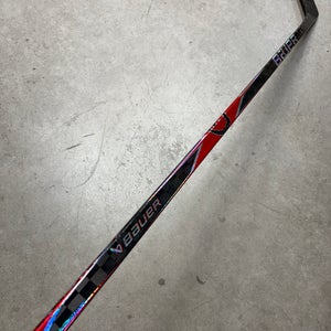 87 Flex P28M Senior Bauer Proto2 Left Hand Hockey Stick Pro Stock (Used)