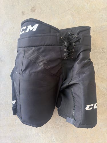 Men's Senior Medium CCM HP32 Hockey Pants (Used)