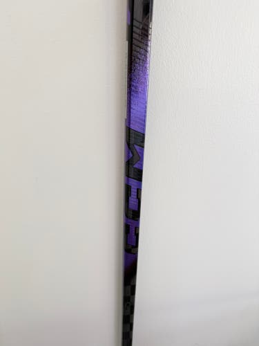 Senior CCM Ribcor Trigger 10 Pro Left Hand Hockey Stick P29 85 Flex (Used)