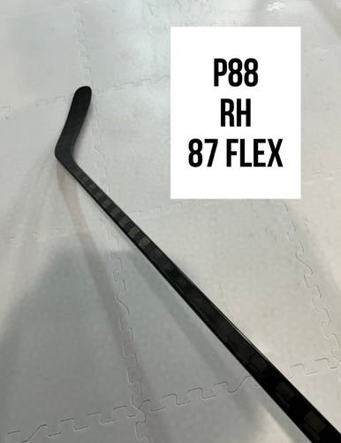 Senior(1x)Right P88 87 Flex ProBlackStock™ Unbranded Blackouts Pro Stock Nexus Hockey Sticks