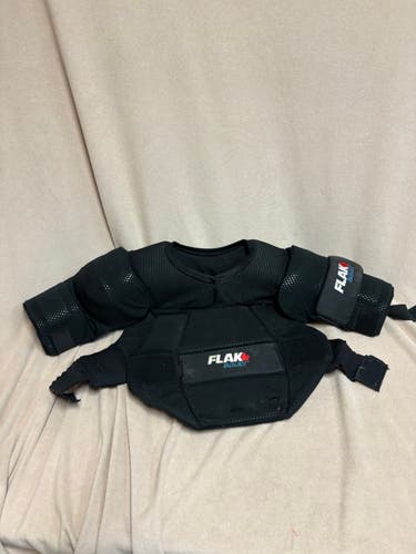 Men's Large Senior Bauer Flak Shoulder Pads (Used)