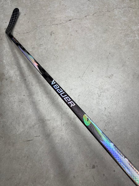 77 Flex P90TM Senior Bauer Flylite Right Hand Hockey Stick Pro Stock (Used)