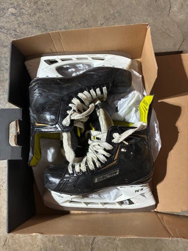 Black 2018 Bauer Supreme S29 Hockey Skates Regular Width Size 6 (Used)