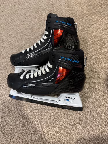 2025 True Custom Pro Hockey Goalie Skates Regular Width 9 (New)