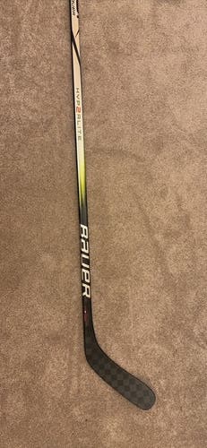 Intermediate Bauer Vapor Hyperlite 2 Left Hand Hockey Stick P88 55 Flex (Used)